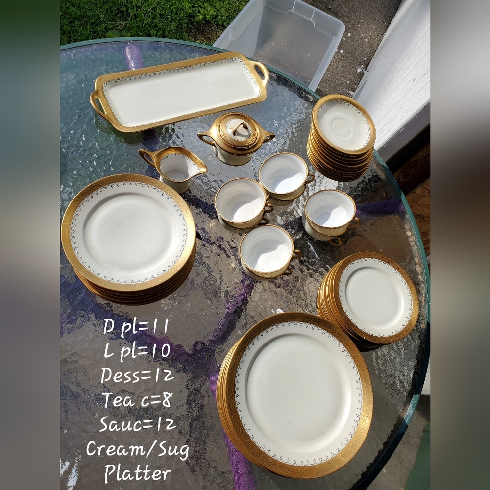 2 PARTIAL VINTAGE DISHWARE SETS